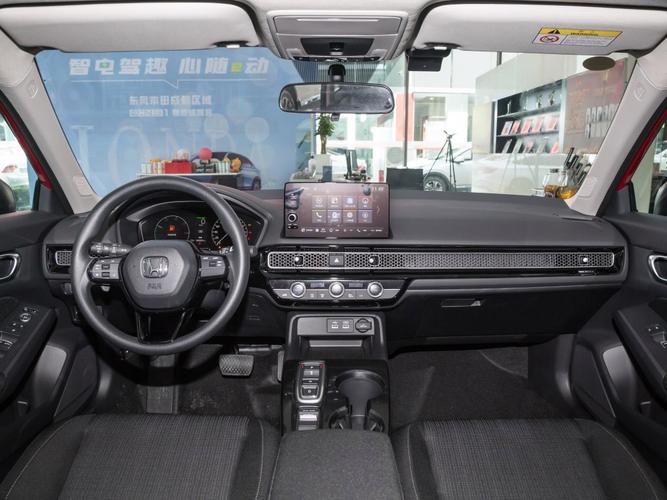 最新款的本田思域(最新款本田思域座椅有电动的嘛吗)