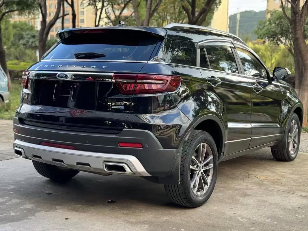 福特领界s图片(福特领界的车图片我看看)