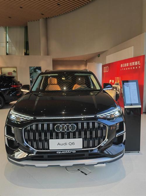 【奥迪q6真的是途昂换壳嘛,q6奥迪实车图】