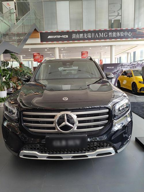 奔驰车suv报价及图片 奔驰suv报价大全