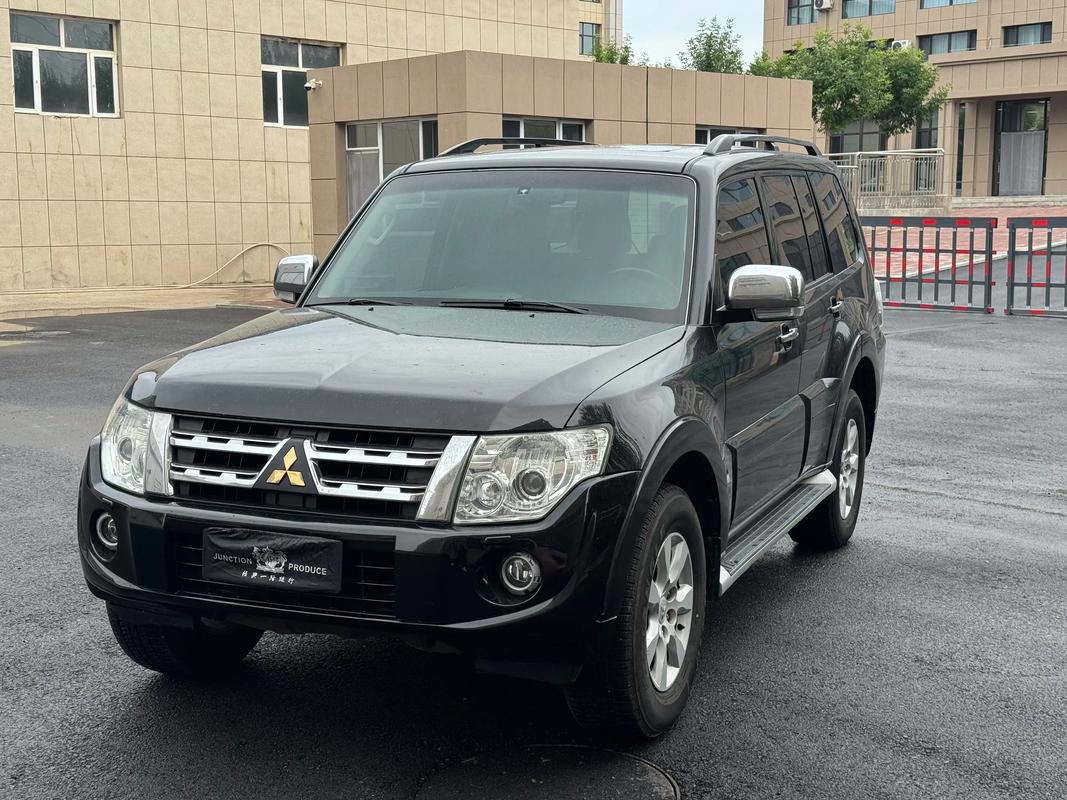 【帕杰罗v93最新价格,天津港帕杰罗v93最新价格】